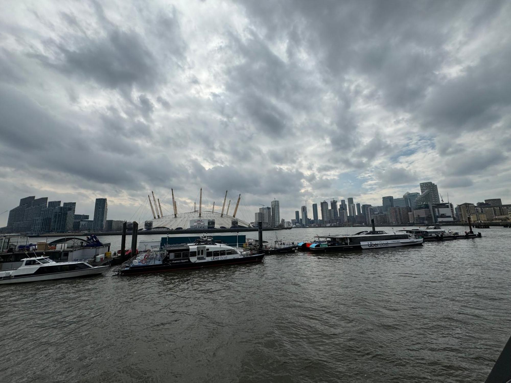 Ferienwohnung London Luxury Flat With Balcony, River View, O2 Arena, Excel, Canary Wharf, Station Exterior foto